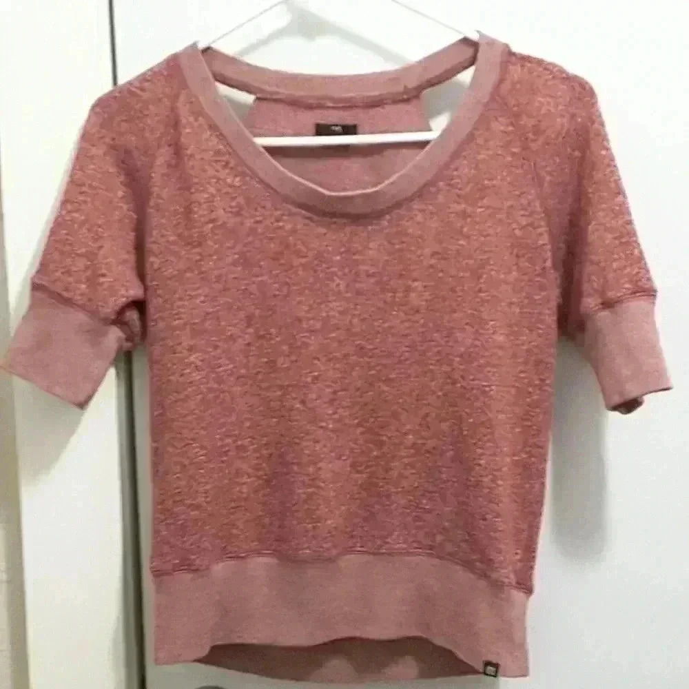 DC short sleeve cutout top